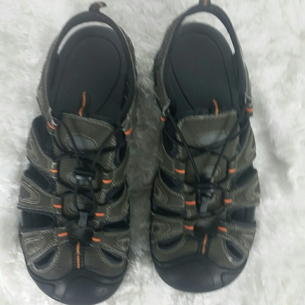 Outland Equinox Men's Adventure Sandal. Size 8R